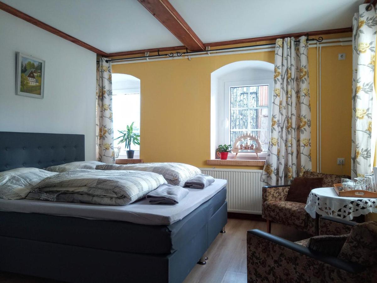 Gasthaus Ruebenau Rubenau エクステリア 写真